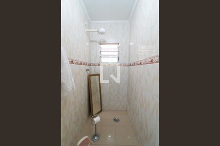 Casa à venda com 300m², 2 quartos e 3 vagasBanheiro Social Detalhe