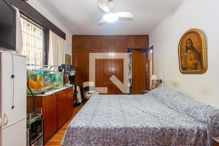 Casa à venda com 3 quartos, 300m² em Vila Congonhas, São Paulo