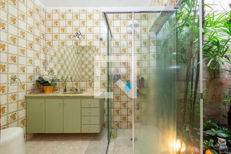 Casa à venda com 3 quartos, 300m² em Vila Congonhas, São Paulo