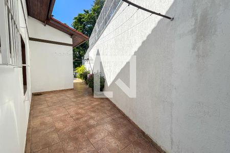 Casa à venda com 466m², 5 quartos e 8 vagasQuintal