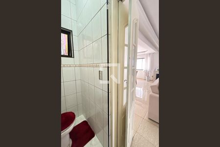 Casa à venda com 466m², 5 quartos e 8 vagasLavabo