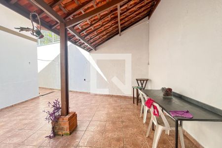 Casa à venda com 466m², 5 quartos e 8 vagasQuintal