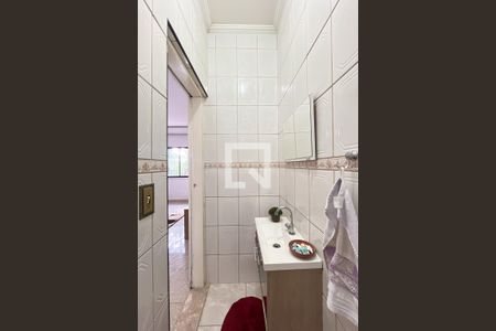 Casa à venda com 466m², 5 quartos e 8 vagasLavabo