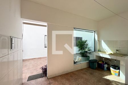 Casa à venda com 466m², 5 quartos e 8 vagasÁrea de Serviço