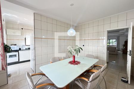 Casa à venda com 466m², 5 quartos e 8 vagasSala de Jantar