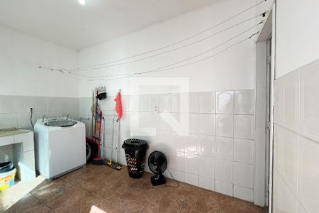 Casa à venda com 466m², 5 quartos e 8 vagasÁrea de Serviço