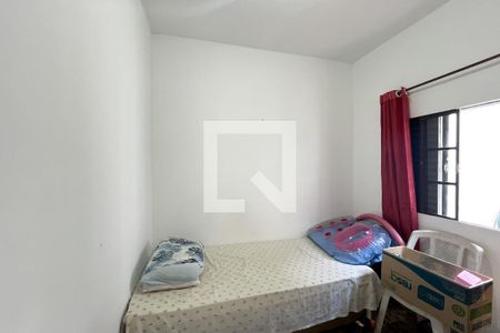 Casa à venda com 466m², 5 quartos e 8 vagasQuarto de Serviço