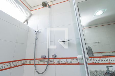 Apartamento para alugar com 68m², 2 quartos e 1 vagaBanheiro