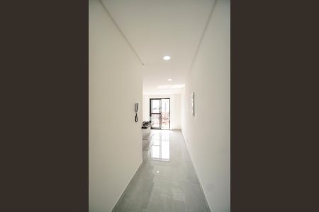 Sala e cozinha de apartamento para alugar com 2 quartos, 38m² em Chácara Santo Antônio (zona Leste), São Paulo