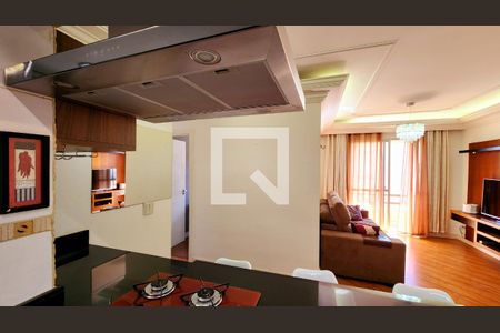Apartamento à venda com 79m², 3 quartos e 1 vagaCozinha e Área de Serviço