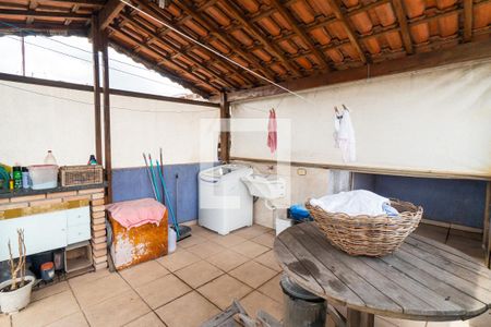 Casa à venda com 282m², 6 quartos e 1 vagaCasa 1 - Lavanderia