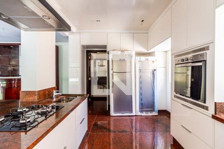 Casa à venda com 1355m², 4 quartos e NaN vagasCozinha 1