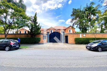 Casa à venda com 1355m², 4 quartos e NaN vagasFachada