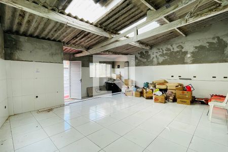 Casa à venda com 260m², 2 quartos e 2 vagas Casa à venda com 260m², 2 quartos e 2 vagasSalão