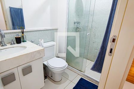 Apartamento à venda com 79m², 2 quartos e 1 vaga Apartamento à venda com 79m², 2 quartos e 1 vagabanheiro social