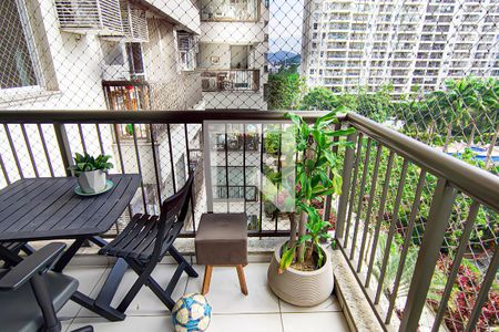 Apartamento à venda com 79m², 2 quartos e 1 vaga Apartamento à venda com 79m², 2 quartos e 1 vagasala - varanda