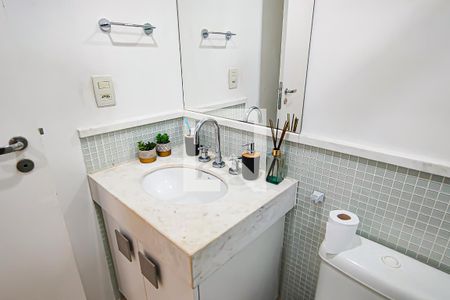 Apartamento à venda com 79m², 2 quartos e 1 vaga Apartamento à venda com 79m², 2 quartos e 1 vagabanheiro social