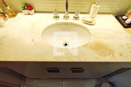 Apartamento à venda com 79m², 2 quartos e 1 vaga Apartamento à venda com 79m², 2 quartos e 1 vagaquarto 1 suite