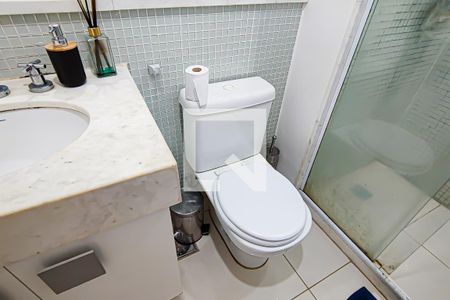 Apartamento à venda com 79m², 2 quartos e 1 vaga Apartamento à venda com 79m², 2 quartos e 1 vagabanheiro social