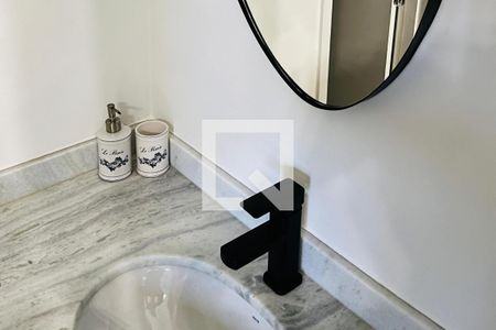 Banheiro de apartamento para alugar com 1 quarto, 33m² em Parque Industrial, Campinas