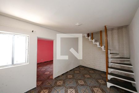 Sala de casa para alugar com 2 quartos, 113m² em Jardim Santa Adelia, São Paulo