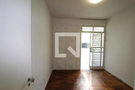 Apartamento à venda com 110m², 3 quartos e 1 vagaQuarto 2
