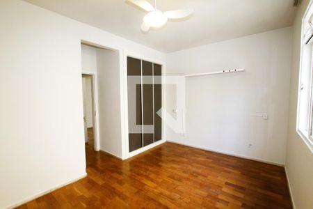 Apartamento à venda com 110m², 3 quartos e 1 vagaSuíte