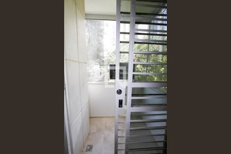 Apartamento à venda com 110m², 3 quartos e 1 vagaVaranda Quarto 2