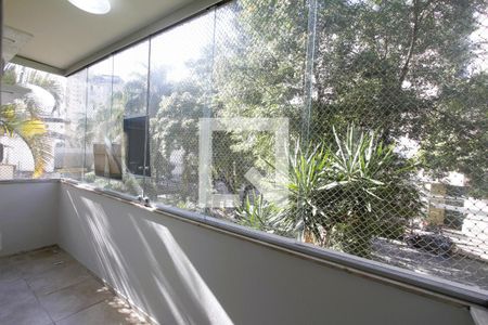 Apartamento à venda com 110m², 3 quartos e 1 vagaVaranda Quarto 1