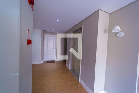 Apartamento à venda com 42m², 2 quartos e sem vagaÁrea comum