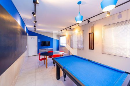 Apartamento à venda com 42m², 2 quartos e sem vagaÁrea comum