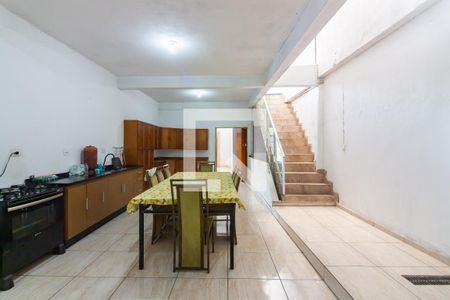 Casa à venda com 150m², 7 quartos e 3 vagasCozinha 