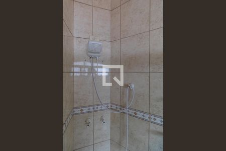 Casa à venda com 370m², 3 quartos e 7 vagasBanheiro Suíte 2