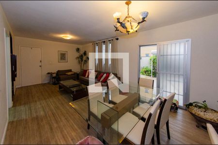 Sala de apartamento para alugar com 4 quartos, 145m² em Buritis, Belo Horizonte