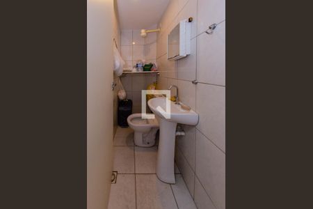 Apartamento para alugar com 145m², 4 quartos e 2 vagasBanheiro de serviço