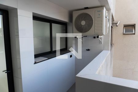 Apartamento à venda com 88m², 2 quartos e 1 vagaÁrea de Serviço