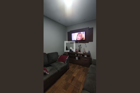 Casa para alugar com 60m², 2 quartos e 1 vagaSala