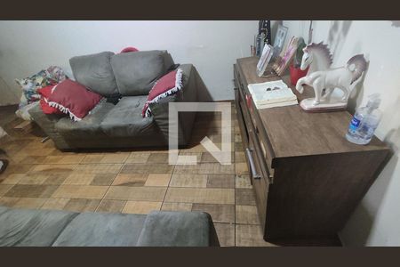 Casa para alugar com 60m², 2 quartos e 1 vagaSala