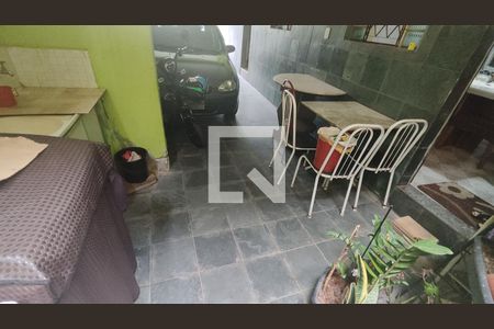 Casa para alugar com 60m², 2 quartos e 1 vagaÁrea de Serviço