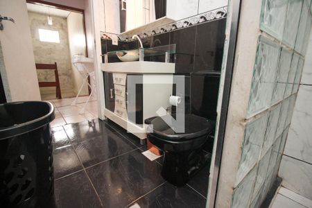 Casa à venda com 150m², 4 quartos e 2 vagasBanheiro Social