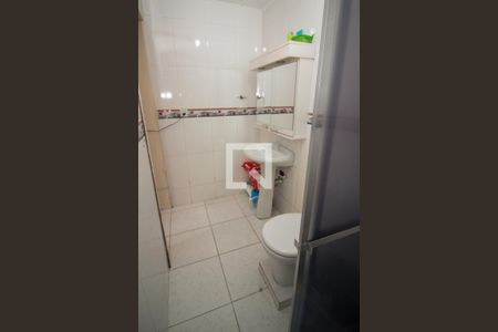 Casa à venda com 150m², 4 quartos e 2 vagasBanheiro da Suíte