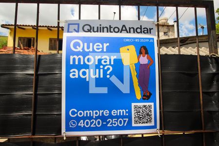 Casa à venda com 150m², 4 quartos e 2 vagasPlaquinha