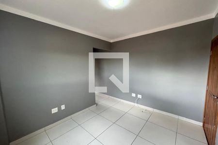 Sala de apartamento para alugar com 1 quarto, 37m² em Jardim California, Ribeirão Preto