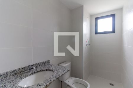 Apartamento para alugar com 55m², 2 quartos e 1 vaga Apartamento para alugar com 55m², 2 quartos e 1 vagaBanheiro da Suíte