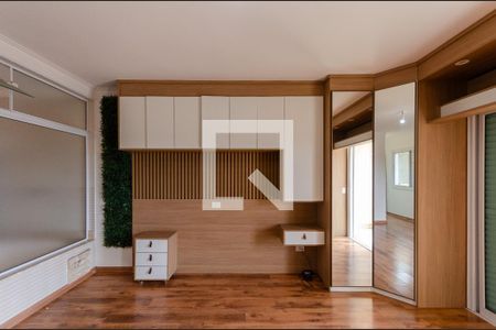 Casa para alugar com 290m², 3 quartos e 4 vagasSuíte 1