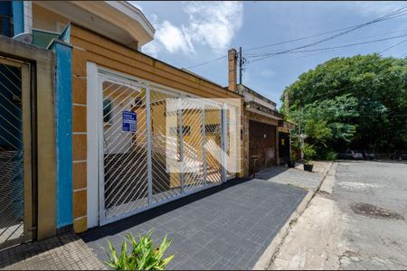 Casa para alugar com 290m², 3 quartos e 4 vagasFachada