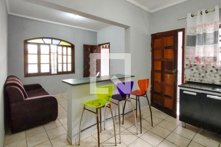 Casa para alugar com 130m², 2 quartos e 2 vagas Casa para alugar com 130m², 2 quartos e 2 vagasCozinha