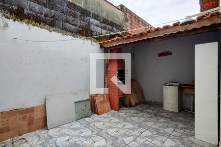 Casa para alugar com 130m², 2 quartos e 2 vagas Casa para alugar com 130m², 2 quartos e 2 vagasQuintal