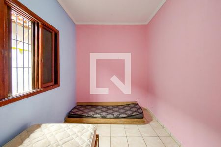 Casa para alugar com 130m², 2 quartos e 2 vagas Casa para alugar com 130m², 2 quartos e 2 vagasQuarto