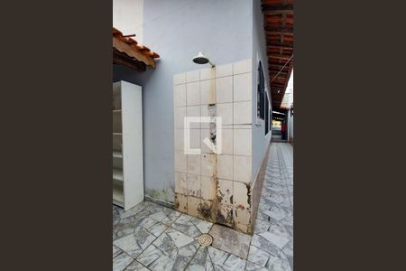 Casa para alugar com 130m², 2 quartos e 2 vagas Casa para alugar com 130m², 2 quartos e 2 vagasDucha